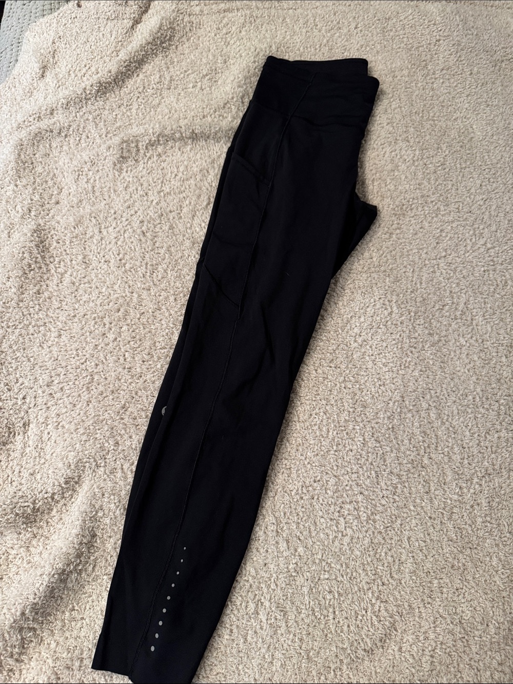 Lululemon wunder train Size 8 leggings 24”